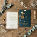 Hochzeitseinladung "Grün Royale" mit Kordel, Wachssiegel und Trockenblume