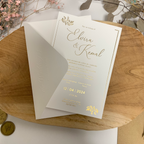 Hochzeitseinladung "Golden Elegance" mit Kuvert und Prägung