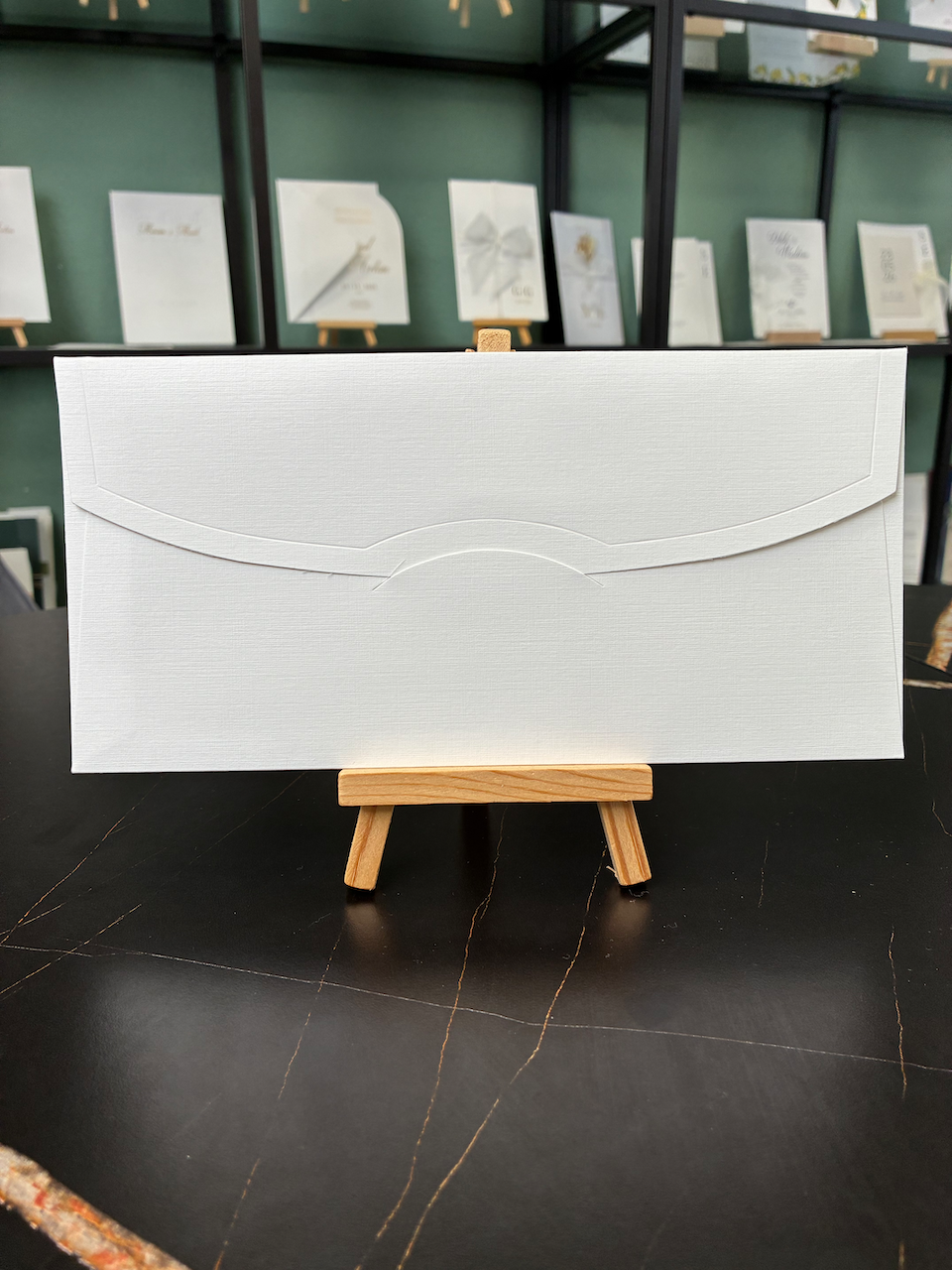 Hochzeitseinladung "Golden Line" mit Blind- und Goldprägung