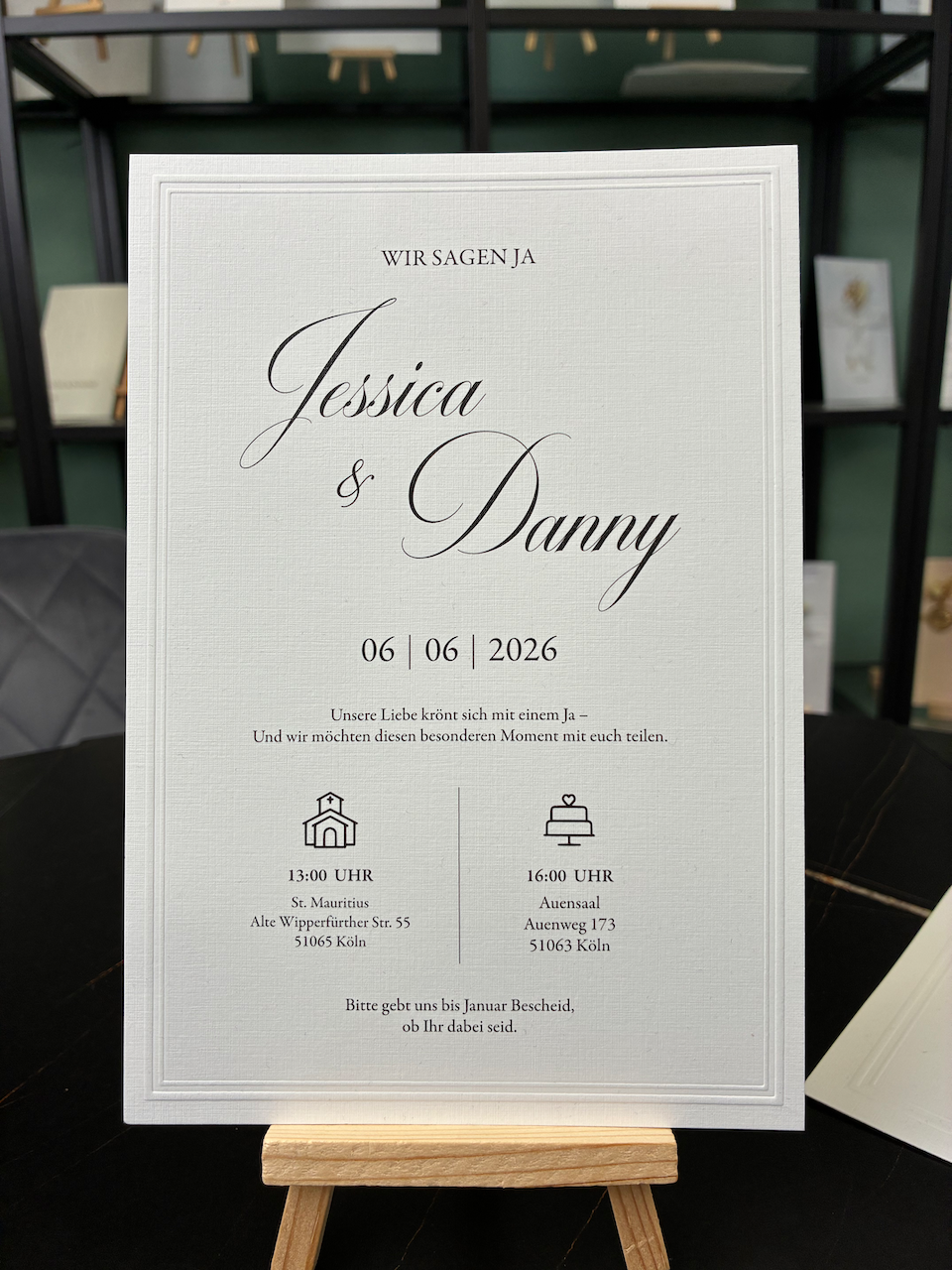 Hochwertige Einladungskarte | Edles Leinenpapier mit Blindprägung