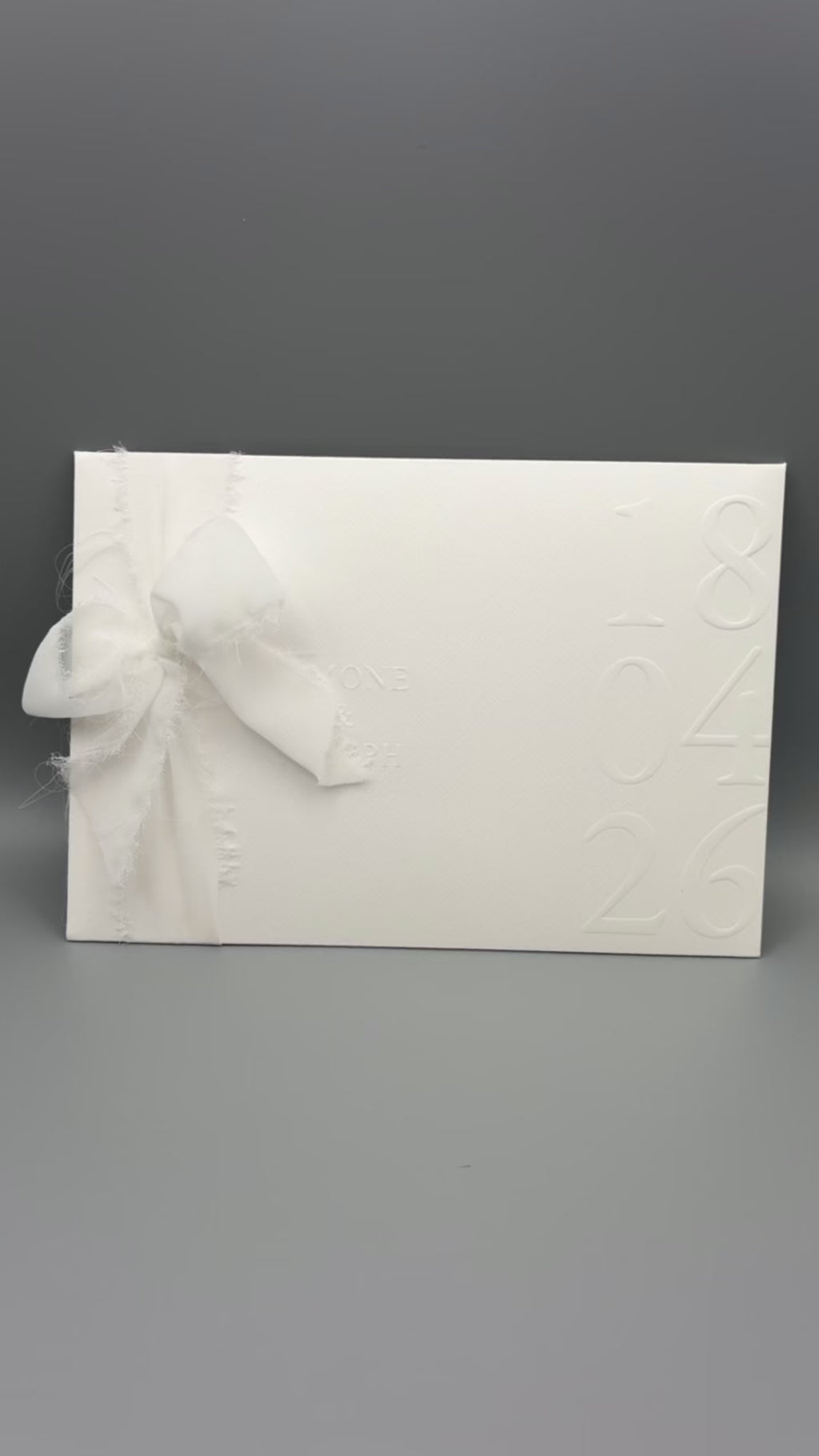 "Luxe Minimal" wedding invitation