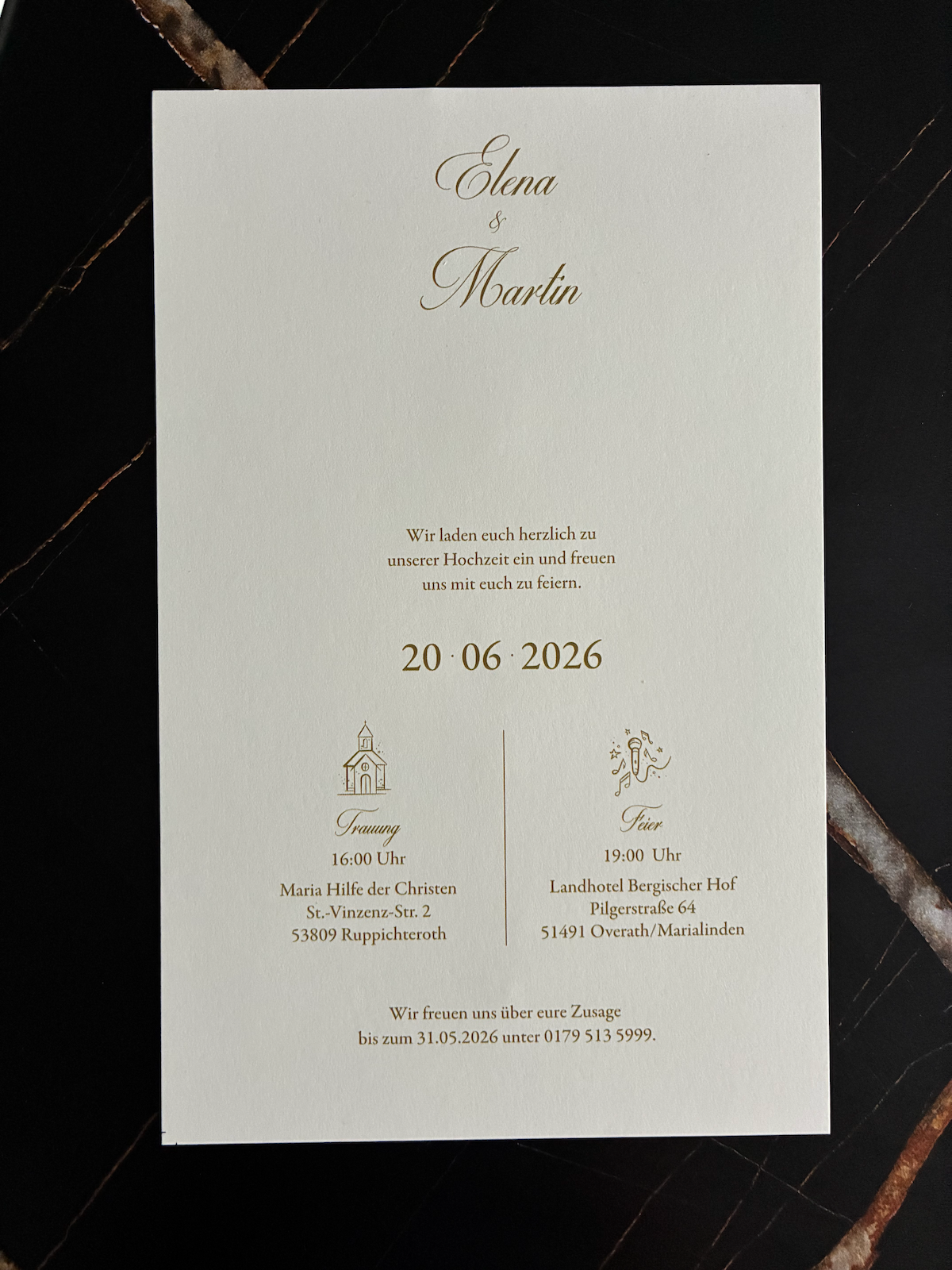 Express invitation "Linen Elegance" | Blind embossing on linen paper with envelope