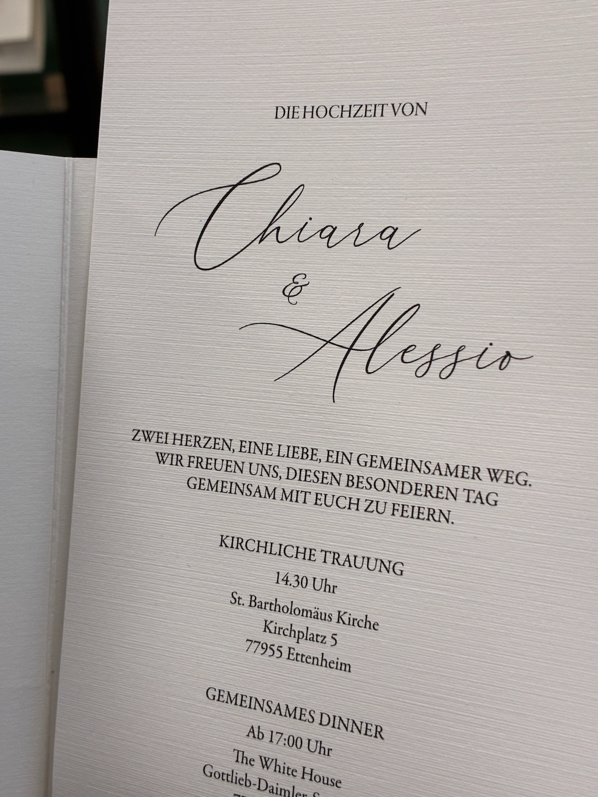 Wedding invitation "Signature Royale" with embossing & ribbon
